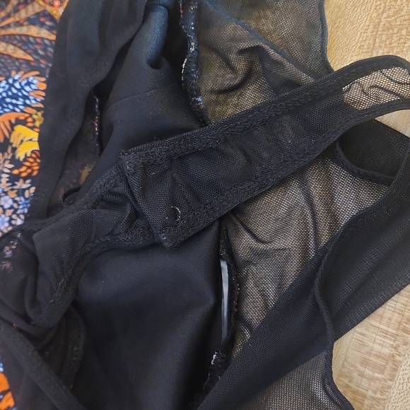 LULUS Paisley One-Shoulder Bodysuit, size L - Picture 3 of 9